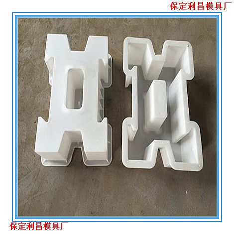生態(tài)護(hù)坡磚模具特點(diǎn)與說(shuō)明