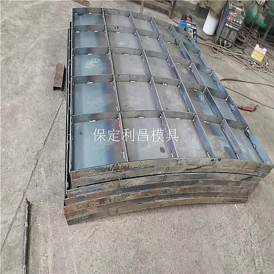 風(fēng)力發(fā)電基礎(chǔ)模具,方便拆卸，保定模具制造商