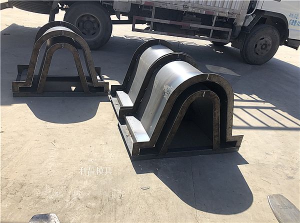 水泥U型槽模具如何提高質(zhì)量