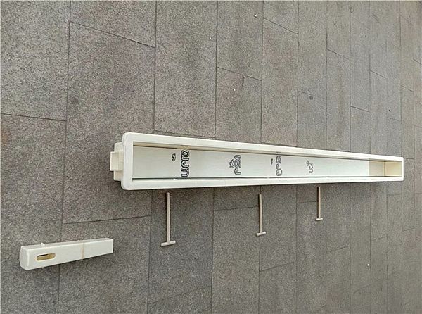 鐵絲網(wǎng)立柱模具_簡介