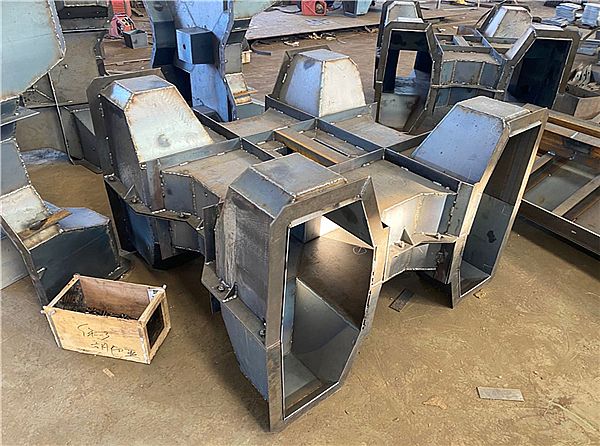 四腳空心方塊模具的應用原理