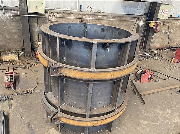 混凝土圓柱模具施工說明及分析