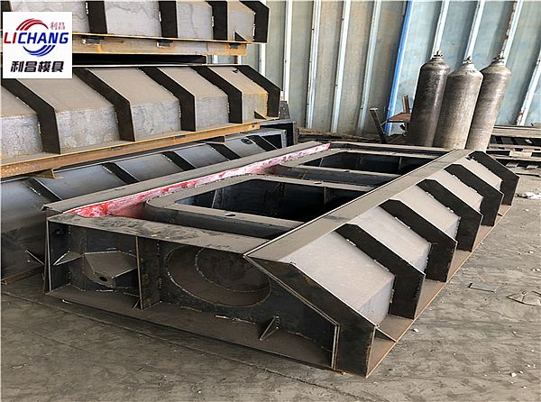 生態(tài)砌塊模具的定義