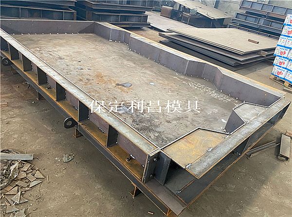 裝配式路面模具_(dá)技術(shù)與支持