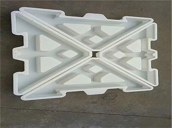 鉸鏈?zhǔn)筋A(yù)制塊模具_(dá)簡介