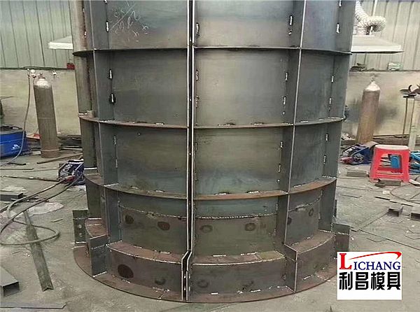 雨水檢查井模具 使用內(nèi)容與分析